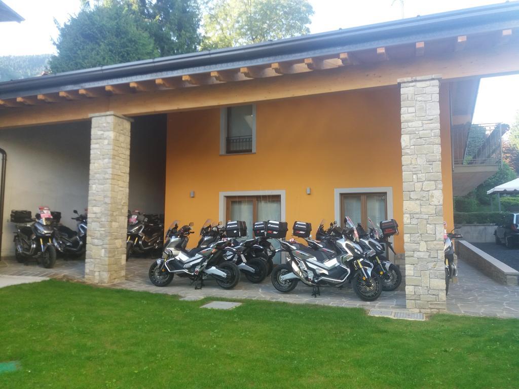 Hotel Ferrari Castione della Presolana Exterior photo