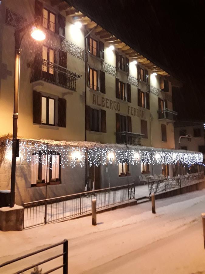 Hotel Ferrari Castione della Presolana Exterior photo
